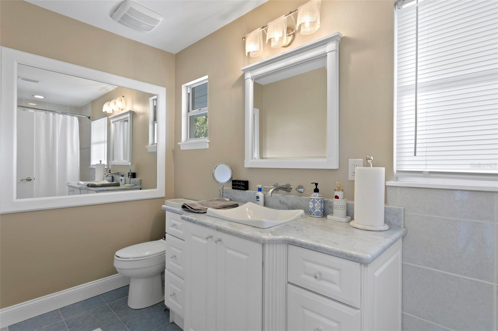 4863 W FLAMINGO RD RD #2, TAMPA, FL, 33611
