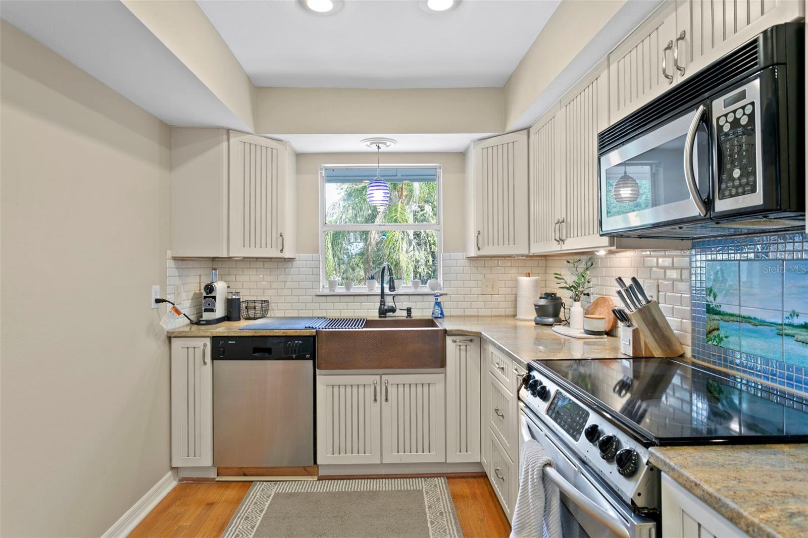 4863 W FLAMINGO RD RD #2, TAMPA, FL, 33611