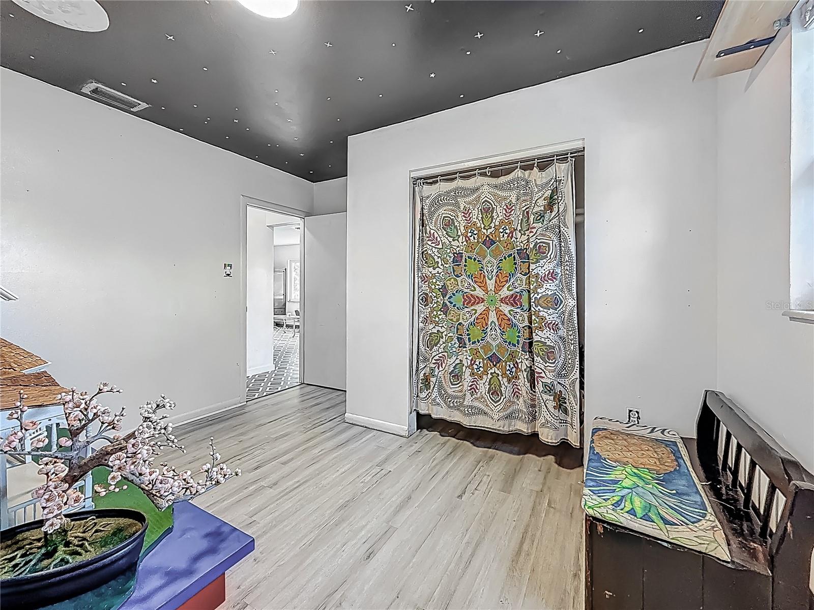 5995 59TH WAY N, ST PETERSBURG, FL, 33709
