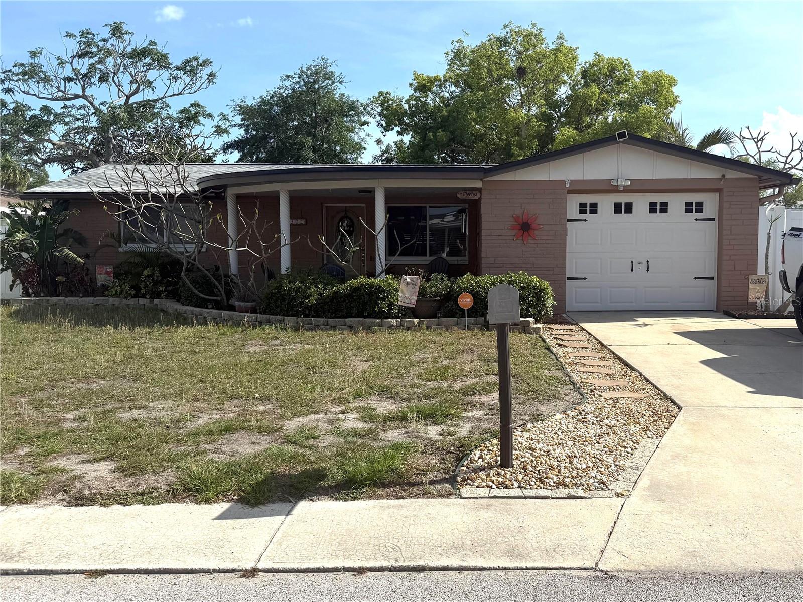 3302 EISENHOWER DR, HOLIDAY, FL, 34691