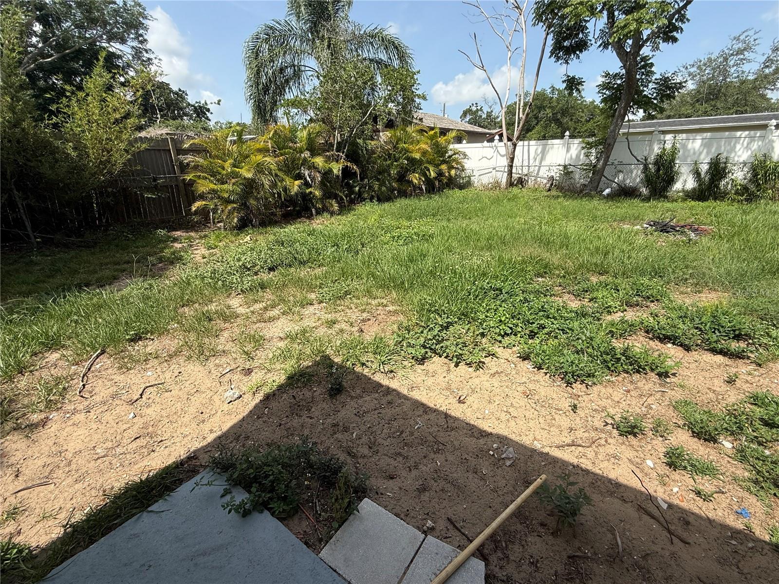 1204 E CAMELLIA DR, BRANDON, FL, 33510