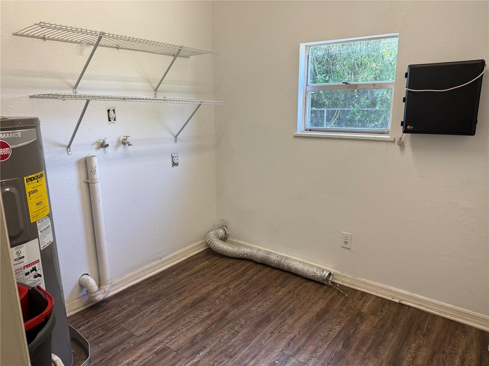 1204 E CAMELLIA DR, BRANDON, FL, 33510