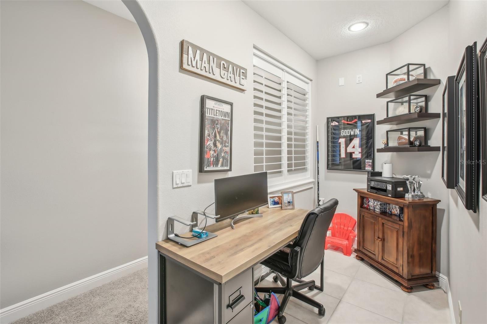 2477 JOHNNA CT, PALM HARBOR, FL, 34685