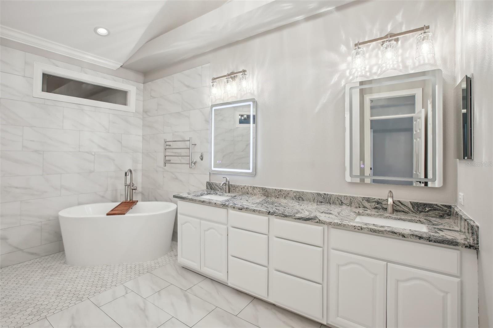2477 JOHNNA CT, PALM HARBOR, FL, 34685