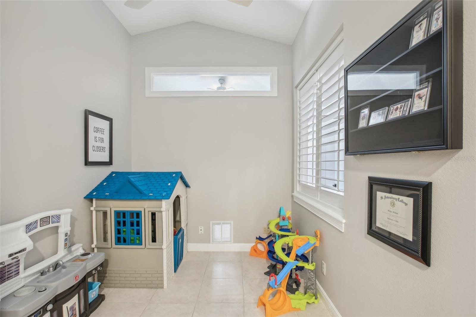 2477 JOHNNA CT, PALM HARBOR, FL, 34685