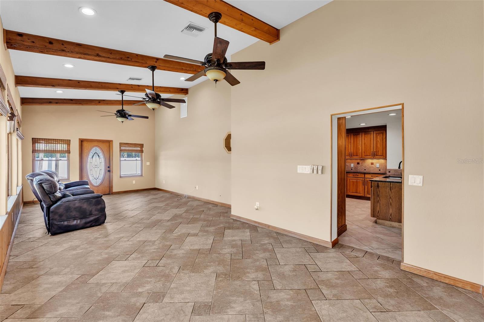 4910 THONOTOSASSA RD, PLANT CITY, FL, 33565
