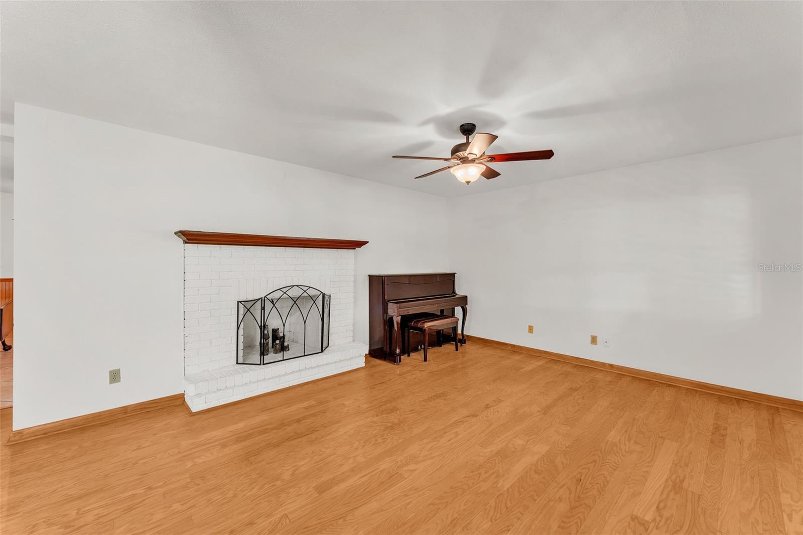 4910 THONOTOSASSA RD, PLANT CITY, FL, 33565