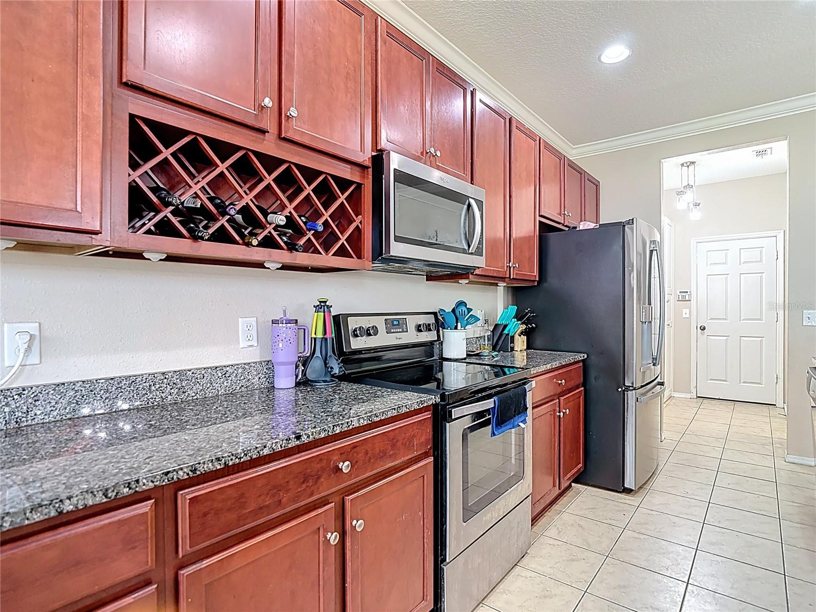 1105 CANYON OAKS DR, BRANDON, FL, 33510