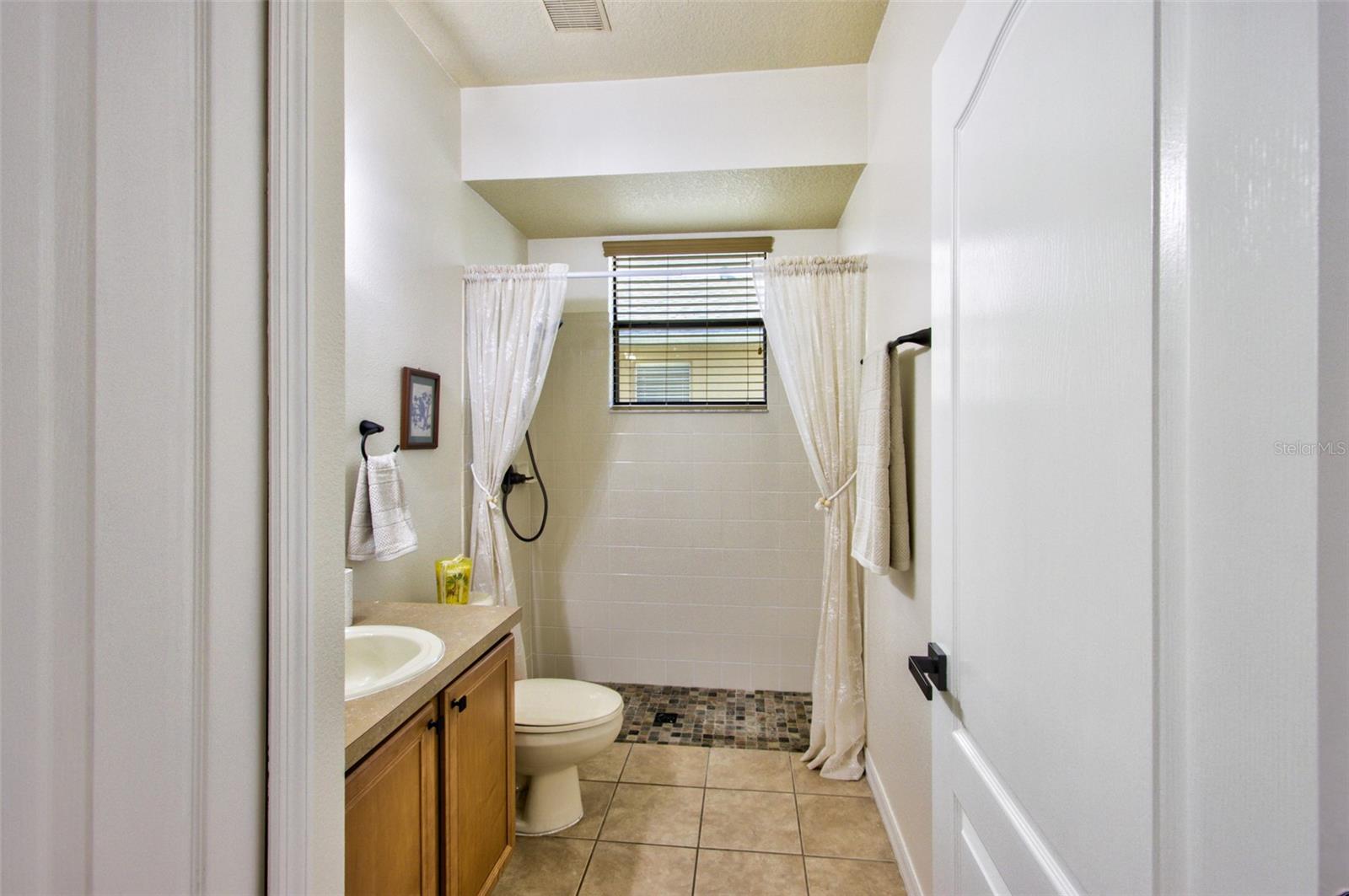 2626 GREENWILLOW DR, ORLANDO, FL, 32825
