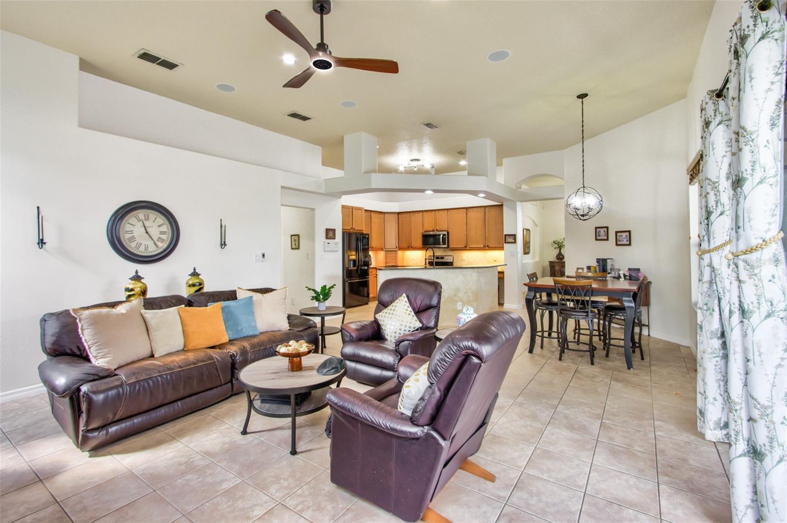2626 GREENWILLOW DR, ORLANDO, FL, 32825