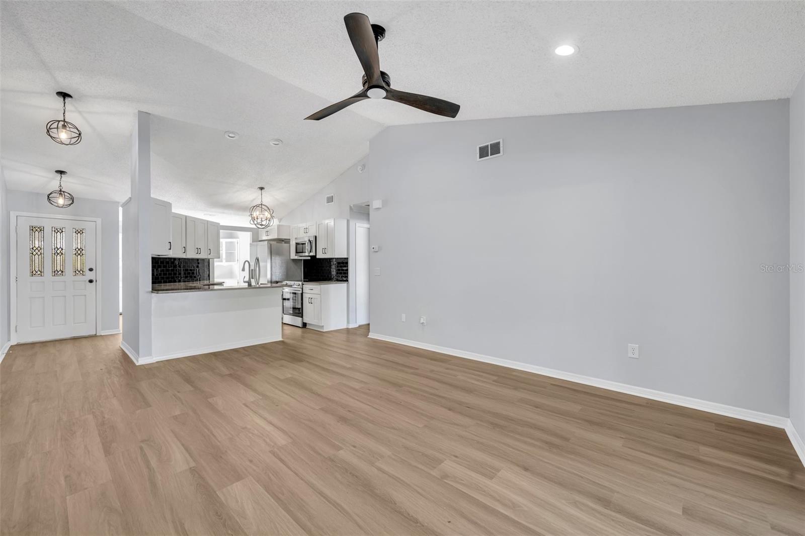 717 S RIDGEWOOD AVE, ORMOND BEACH, FL, 32174