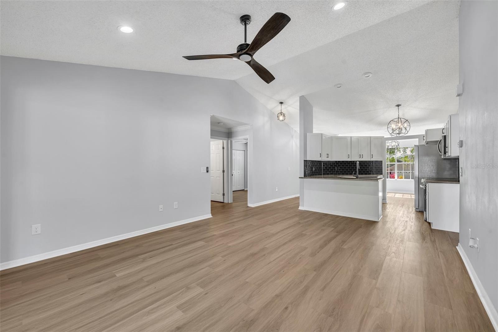 717 S RIDGEWOOD AVE, ORMOND BEACH, FL, 32174