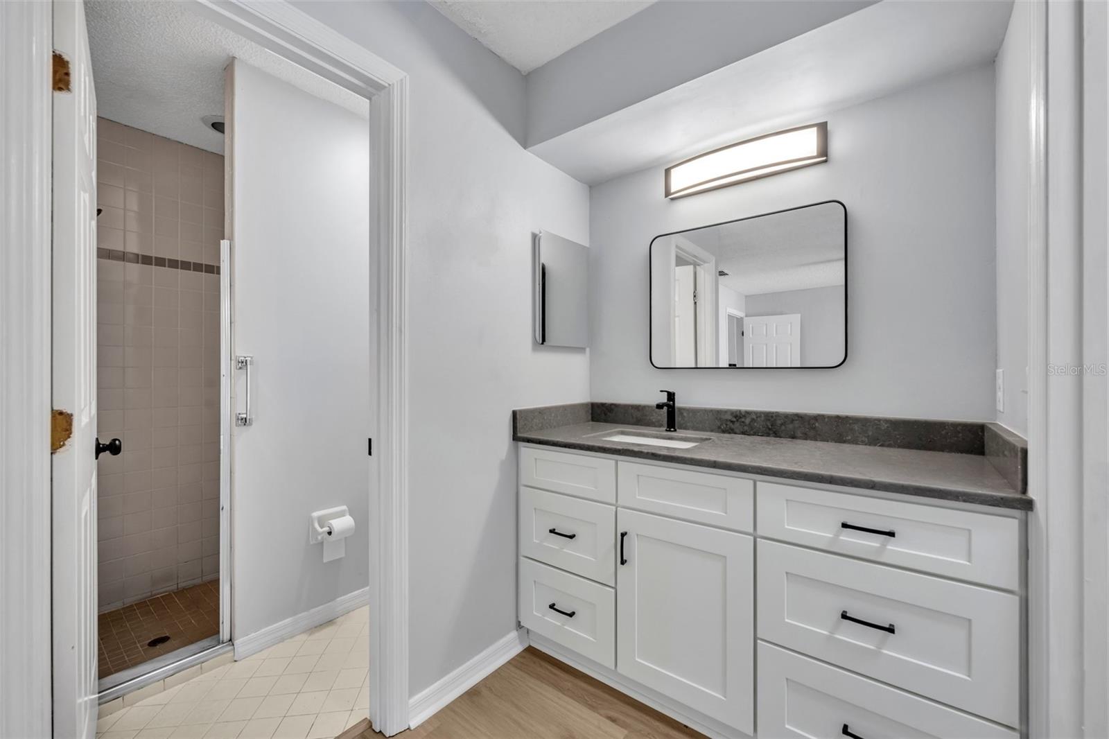 717 S RIDGEWOOD AVE, ORMOND BEACH, FL, 32174