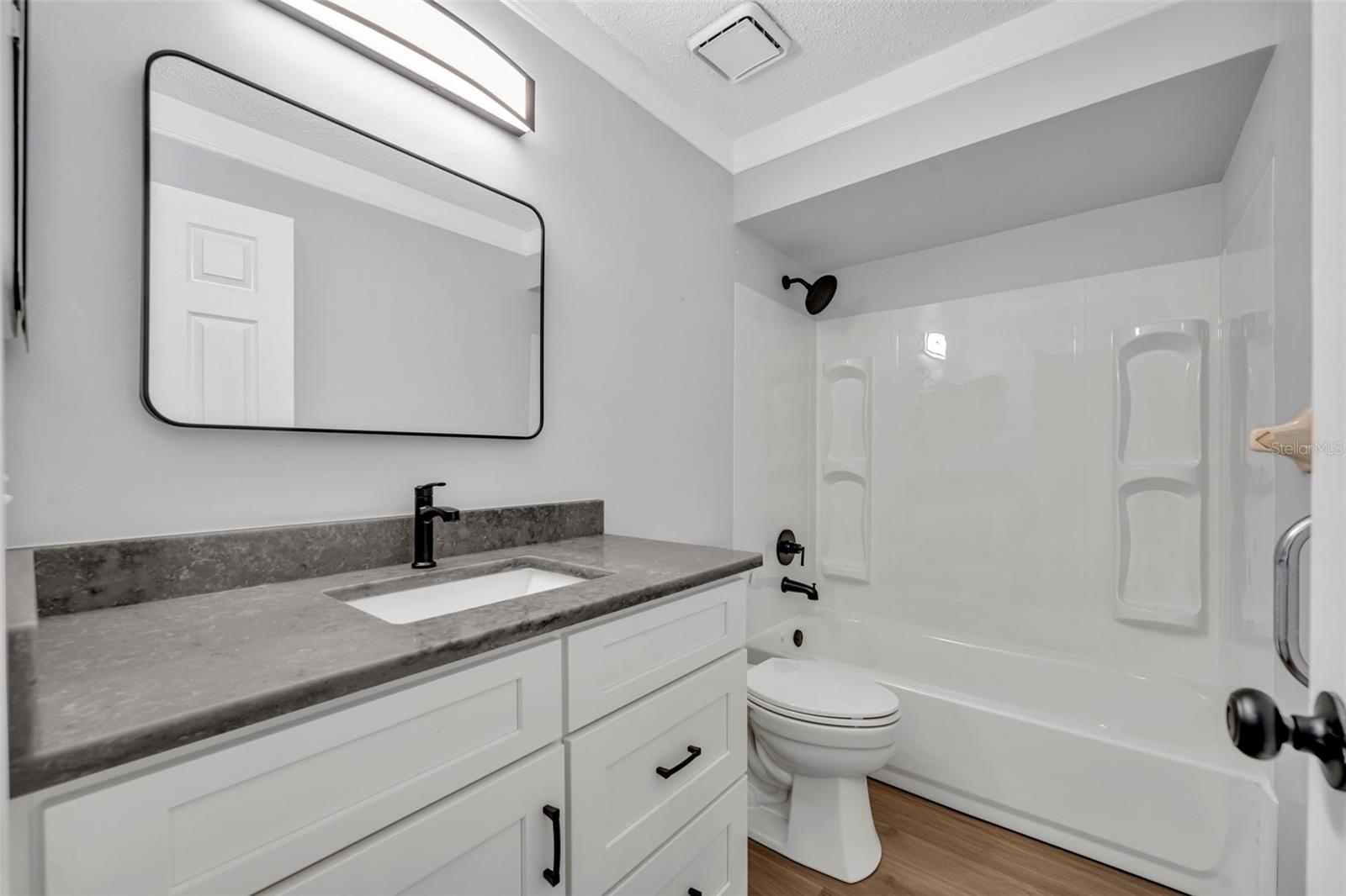 717 S RIDGEWOOD AVE, ORMOND BEACH, FL, 32174