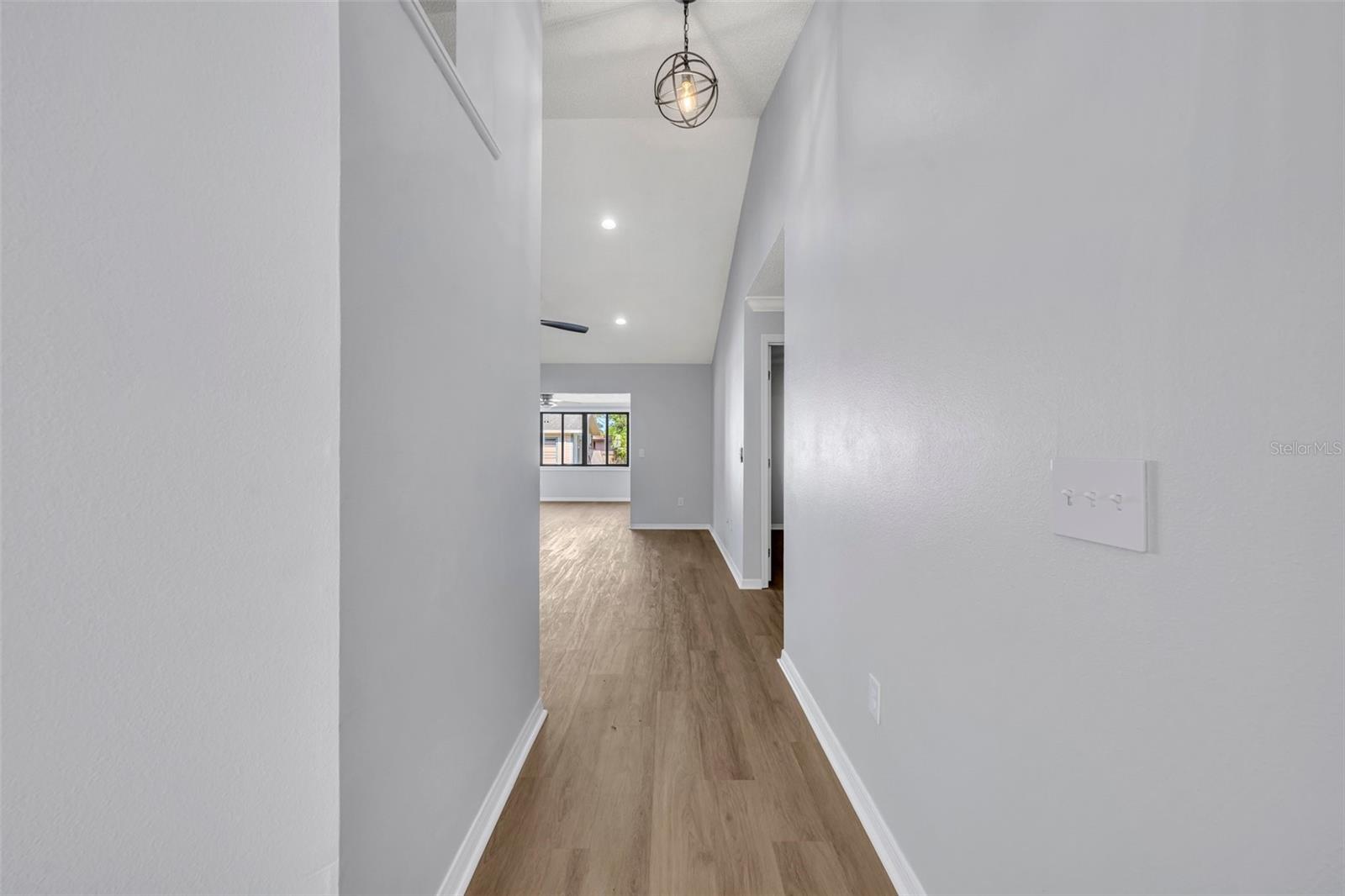 717 S RIDGEWOOD AVE, ORMOND BEACH, FL, 32174