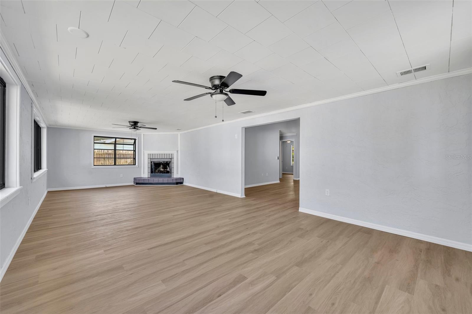 717 S RIDGEWOOD AVE, ORMOND BEACH, FL, 32174