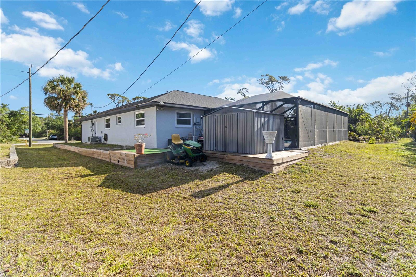 18033 EDGEWATER DR, PORT CHARLOTTE, FL, 33948
