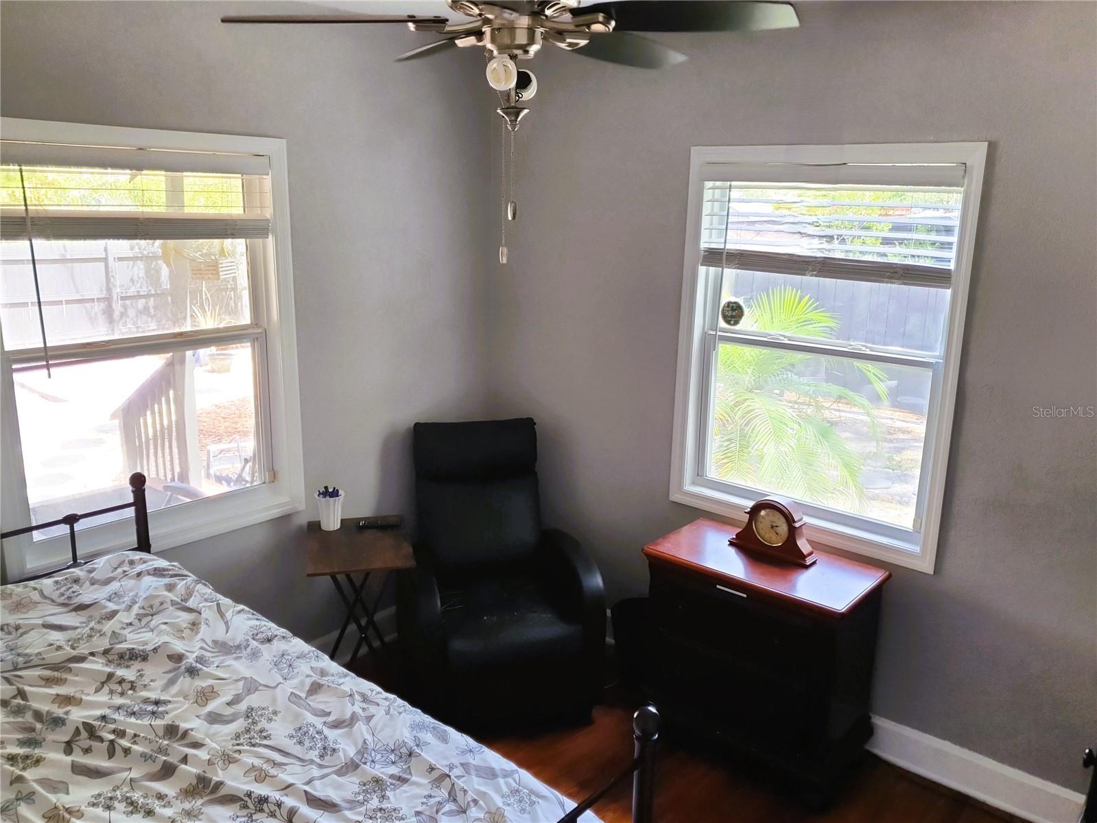 4021 IRIS ST N, ST PETERSBURG, FL, 33703