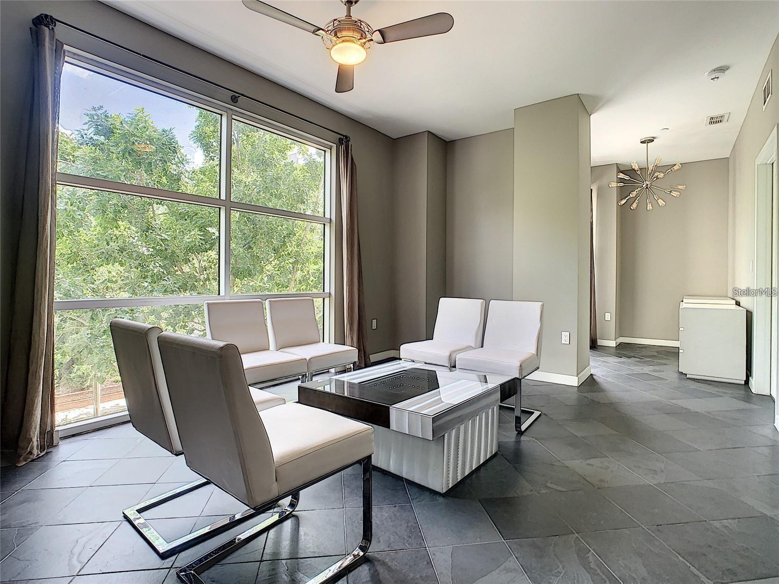 1 S EOLA DR #11, ORLANDO, FL, 32801