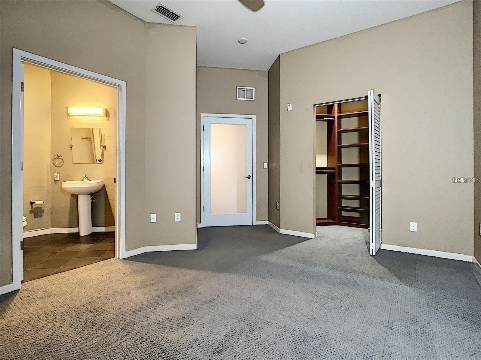 1 S EOLA DR #11, ORLANDO, FL, 32801