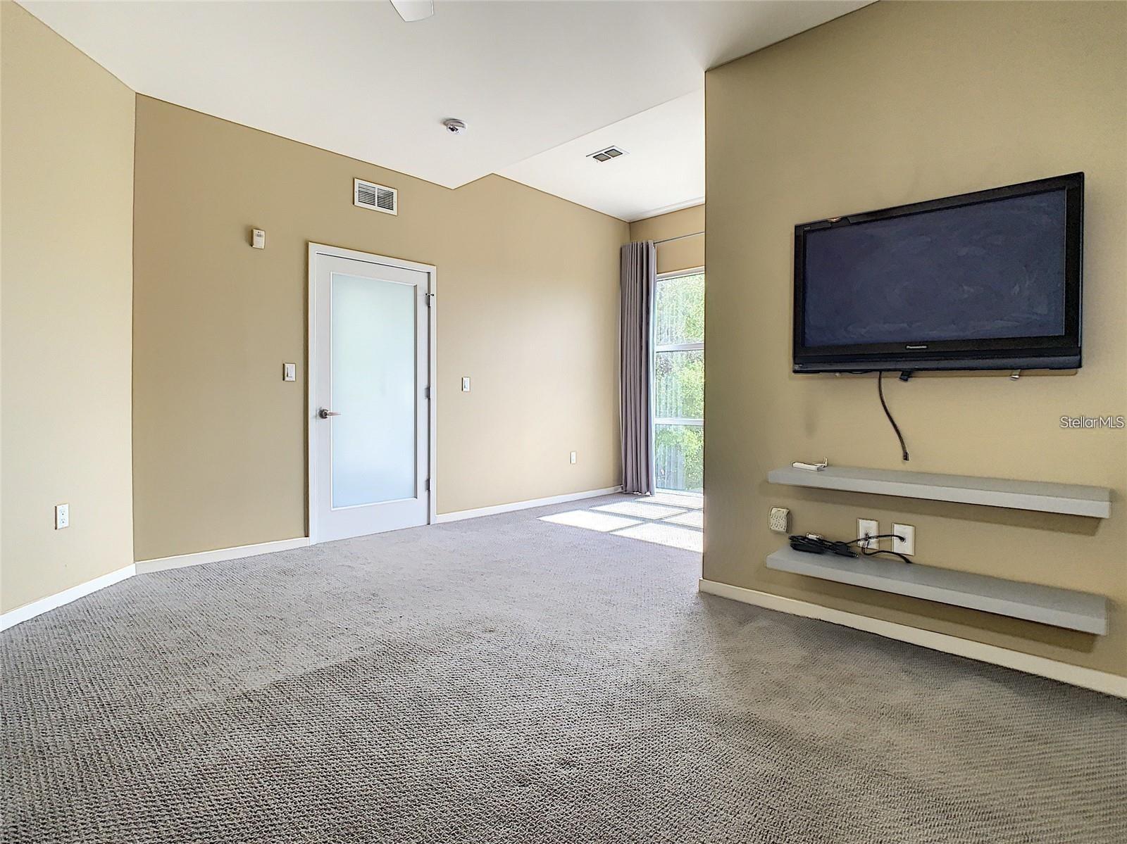 1 S EOLA DR #11, ORLANDO, FL, 32801