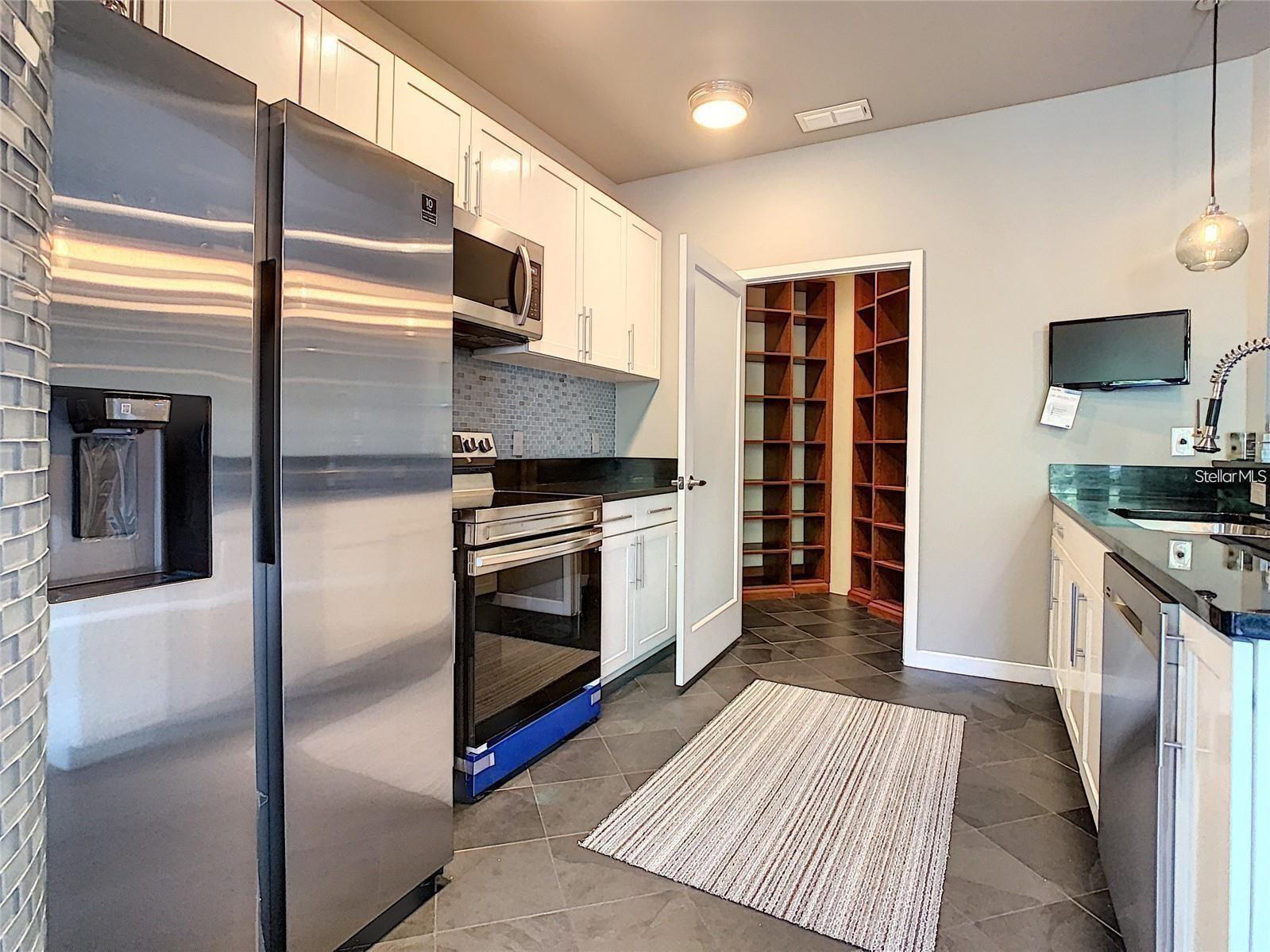 1 S EOLA DR #11, ORLANDO, FL, 32801
