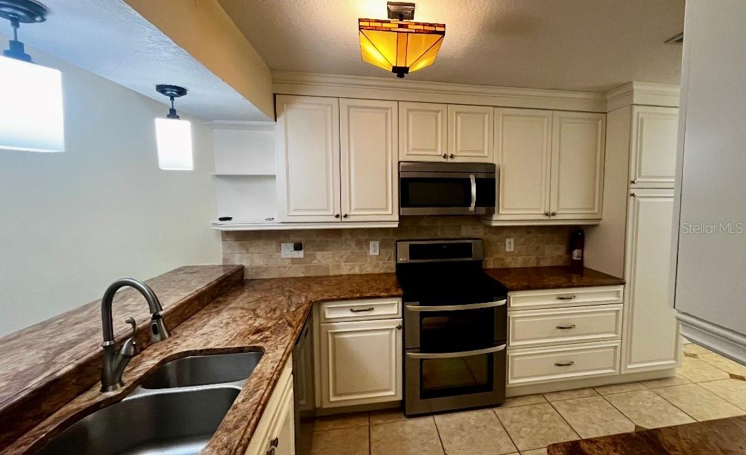 7629 CHAPELHILL DR, ORLANDO, FL, 32819