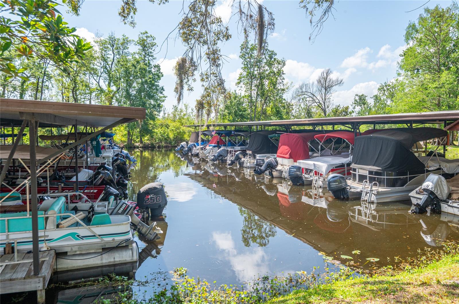 501 SANTA FE RD, TAVARES, FL, 32778