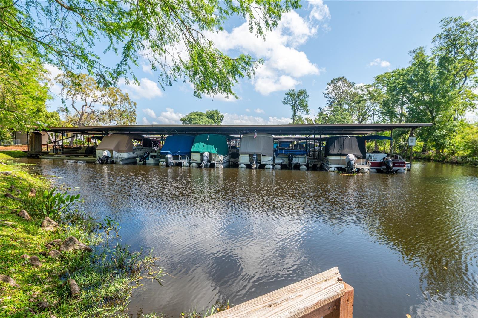 501 SANTA FE RD, TAVARES, FL, 32778