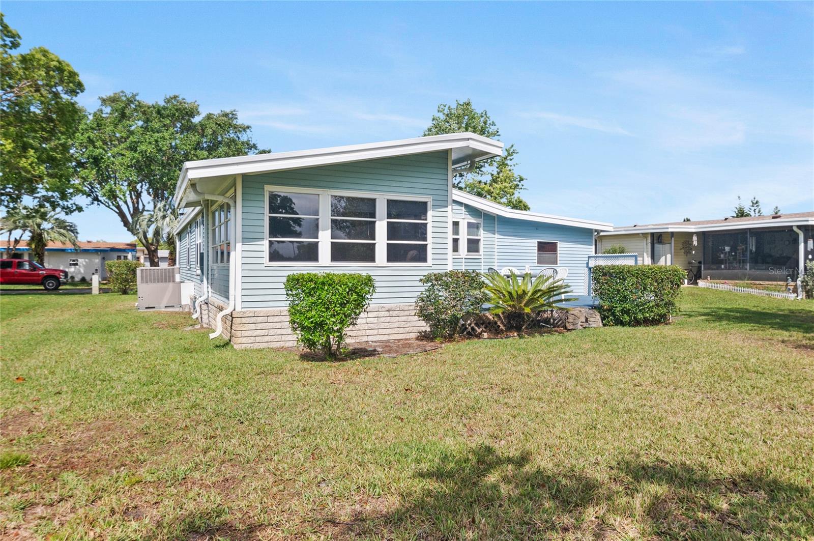 501 SANTA FE RD, TAVARES, FL, 32778