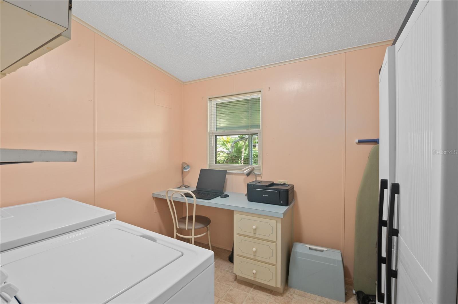 501 SANTA FE RD, TAVARES, FL, 32778