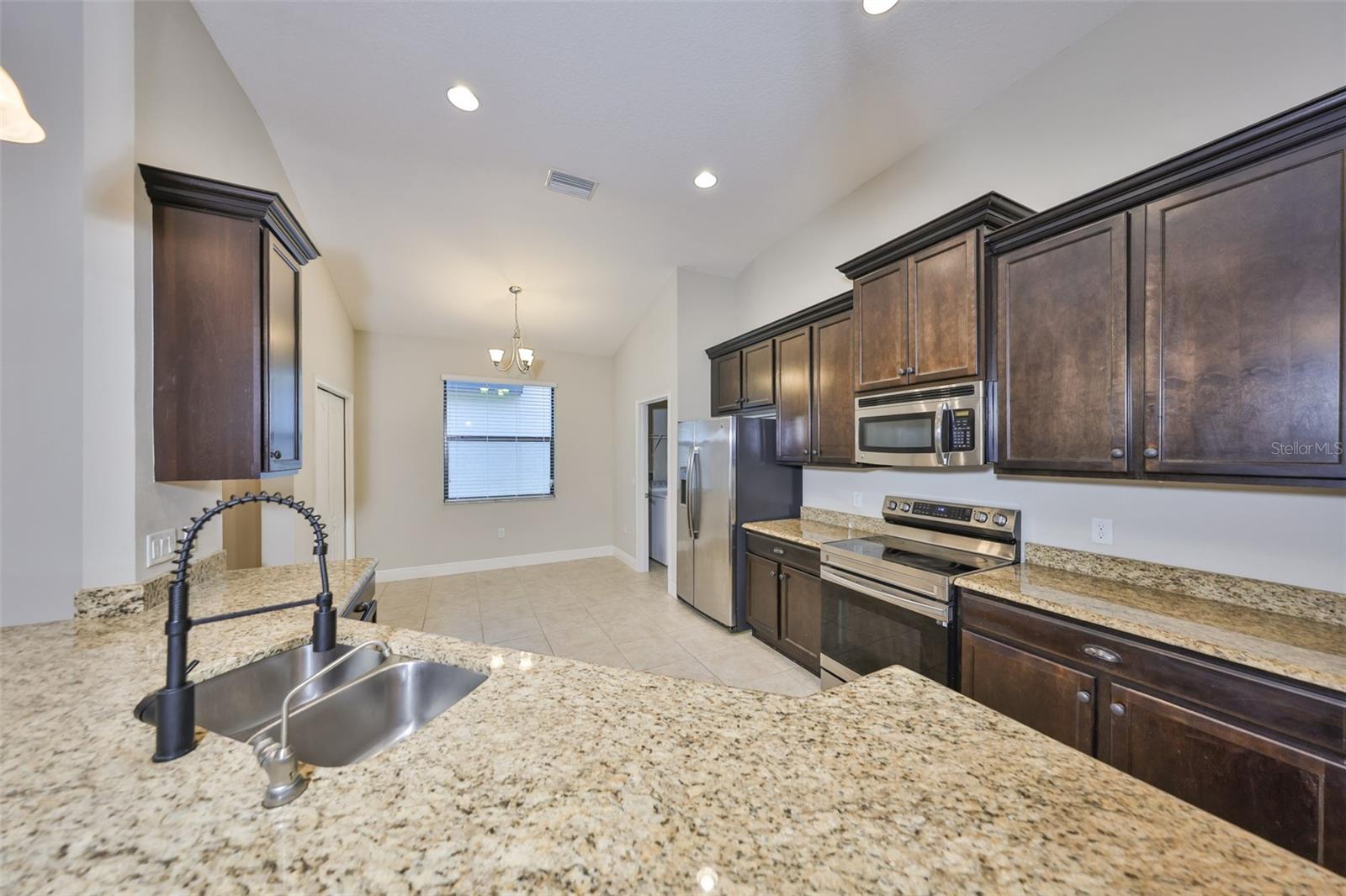 838 VINO VERDE CIR, BRANDON, FL, 33511