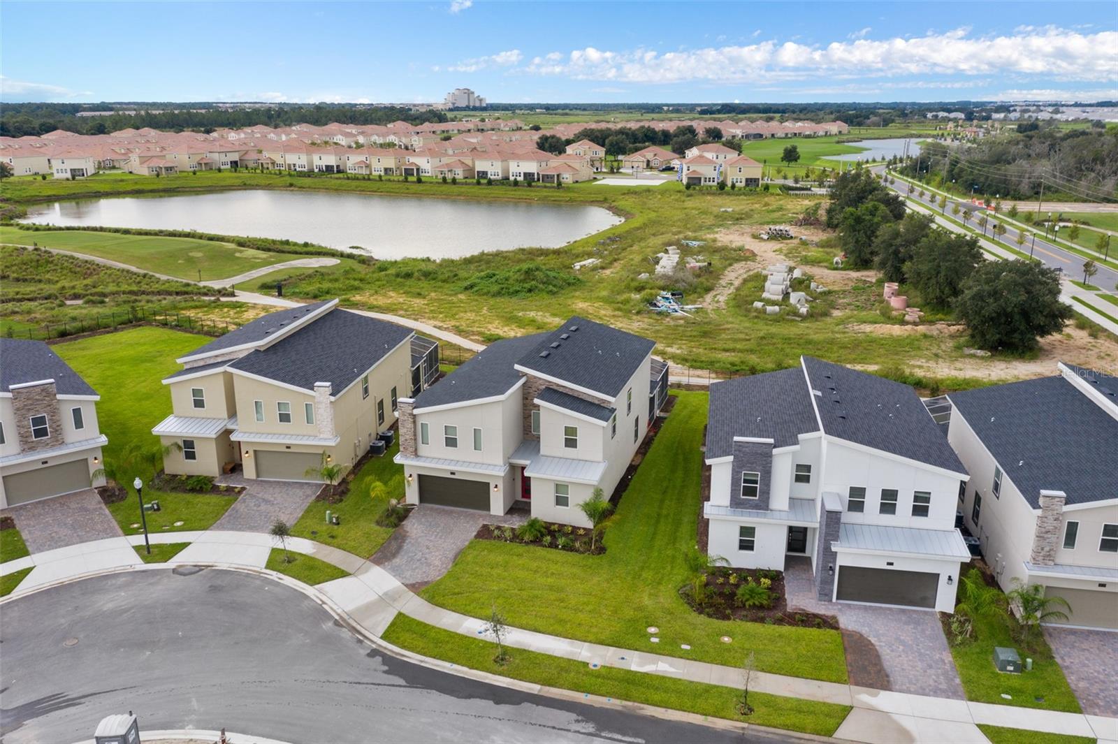 905 OCEAN COURSE AVE, DAVENPORT, FL, 33896
