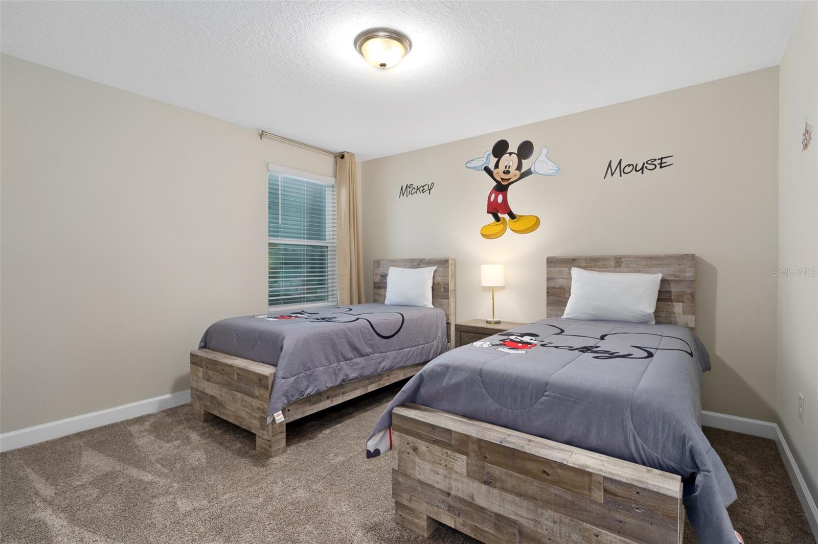 905 OCEAN COURSE AVE, DAVENPORT, FL, 33896