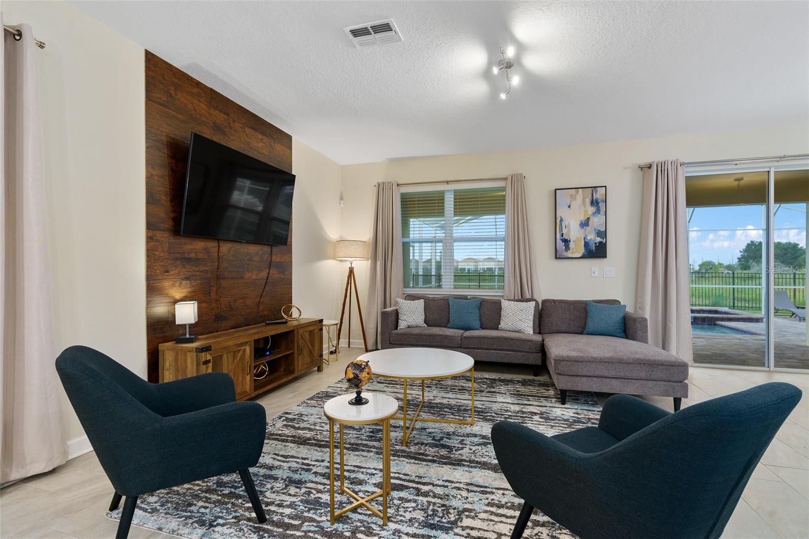905 OCEAN COURSE AVE, DAVENPORT, FL, 33896