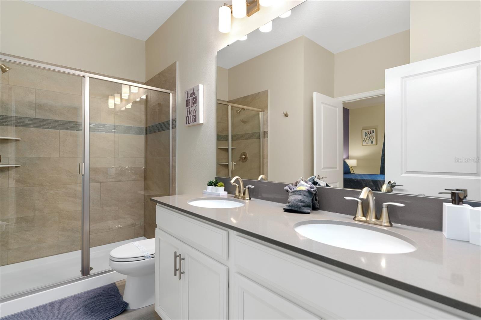 905 OCEAN COURSE AVE, DAVENPORT, FL, 33896