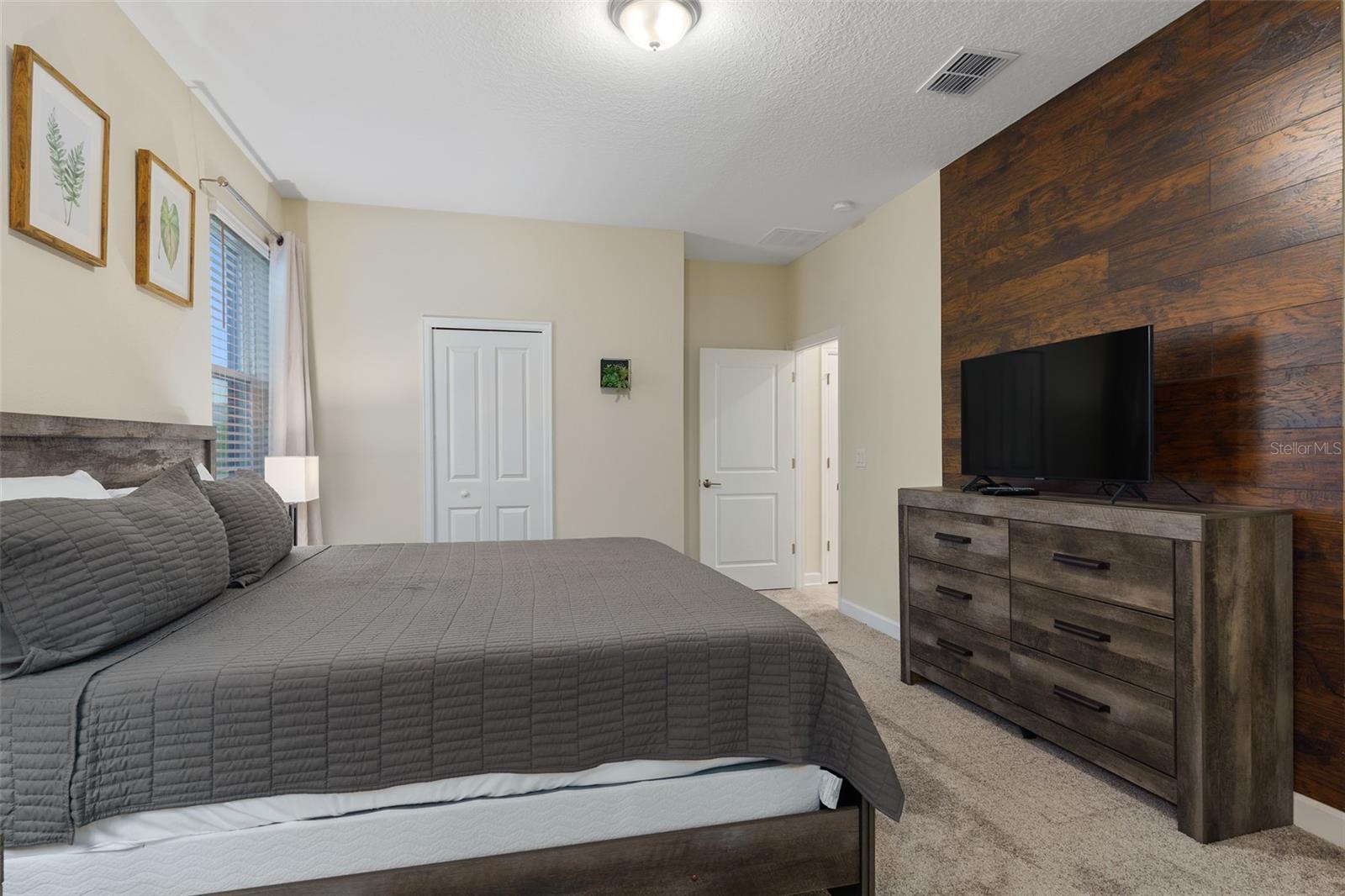 905 OCEAN COURSE AVE, DAVENPORT, FL, 33896