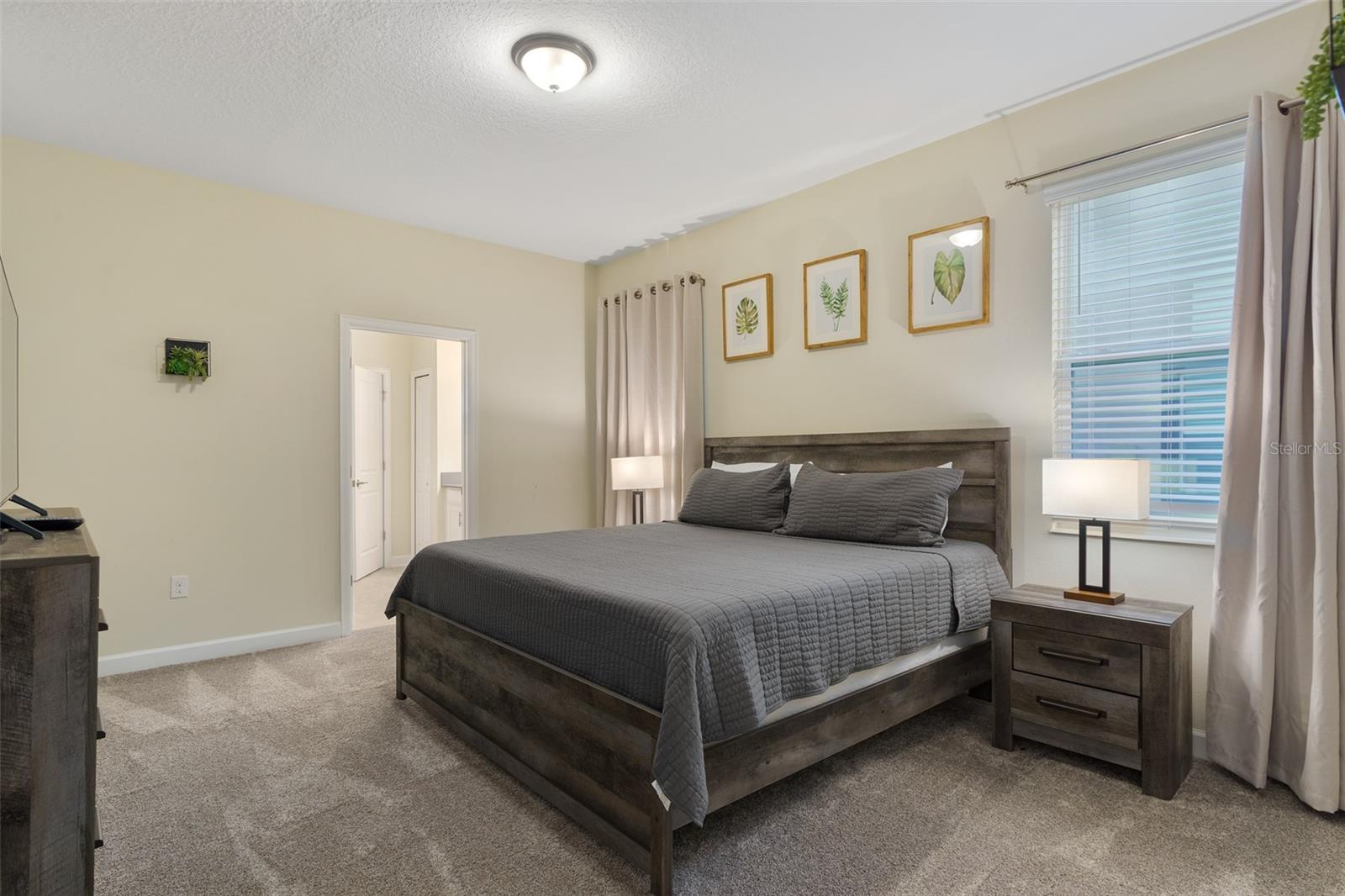 905 OCEAN COURSE AVE, DAVENPORT, FL, 33896
