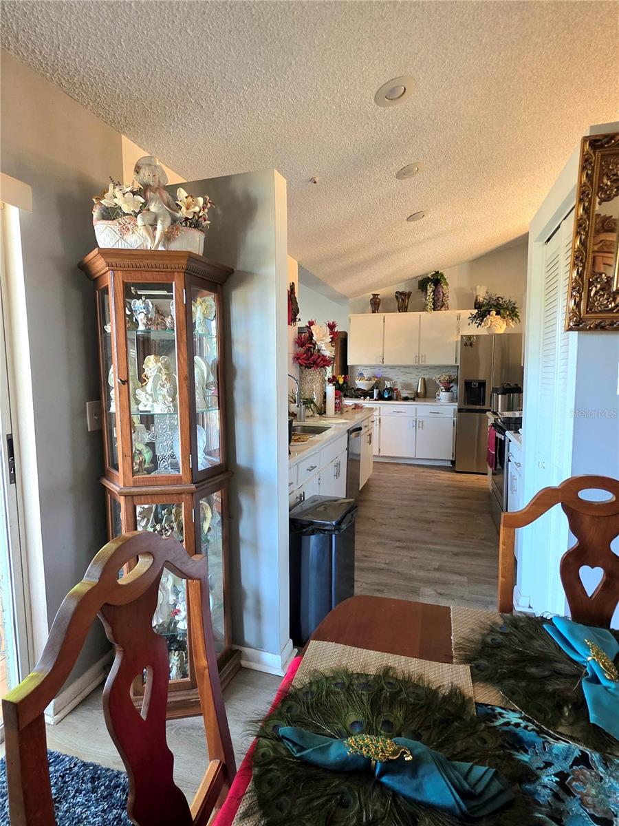 2114 W HANNA AVE, TAMPA, FL, 33604