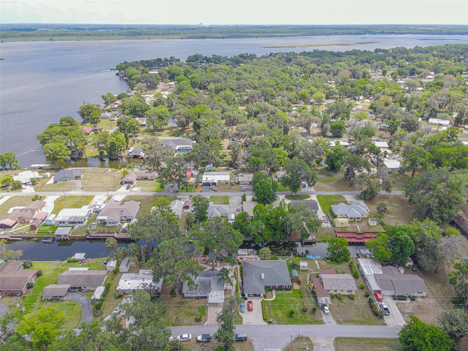2529 CR 448, LAKE PANASOFFKEE, FL, 33538