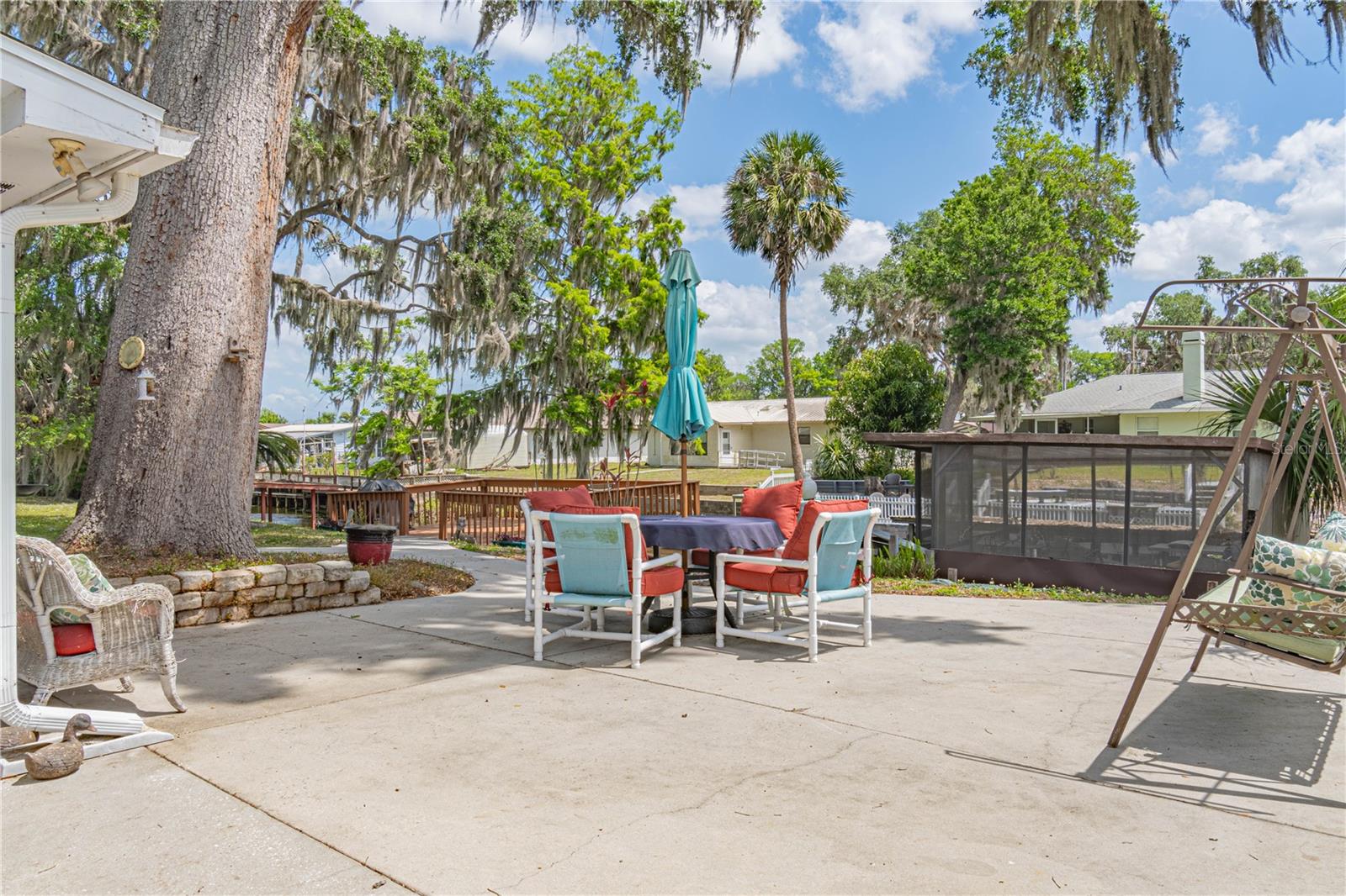 2529 CR 448, LAKE PANASOFFKEE, FL, 33538