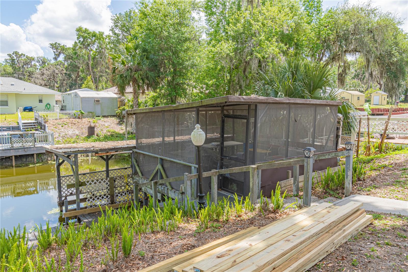 2529 CR 448, LAKE PANASOFFKEE, FL, 33538