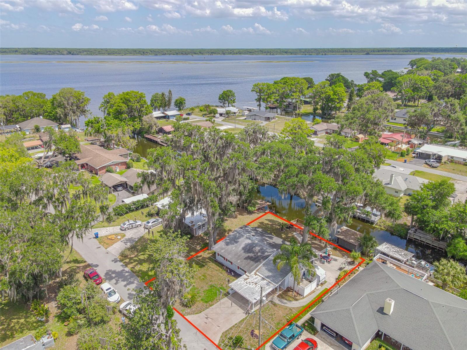 2529 CR 448, LAKE PANASOFFKEE, FL, 33538