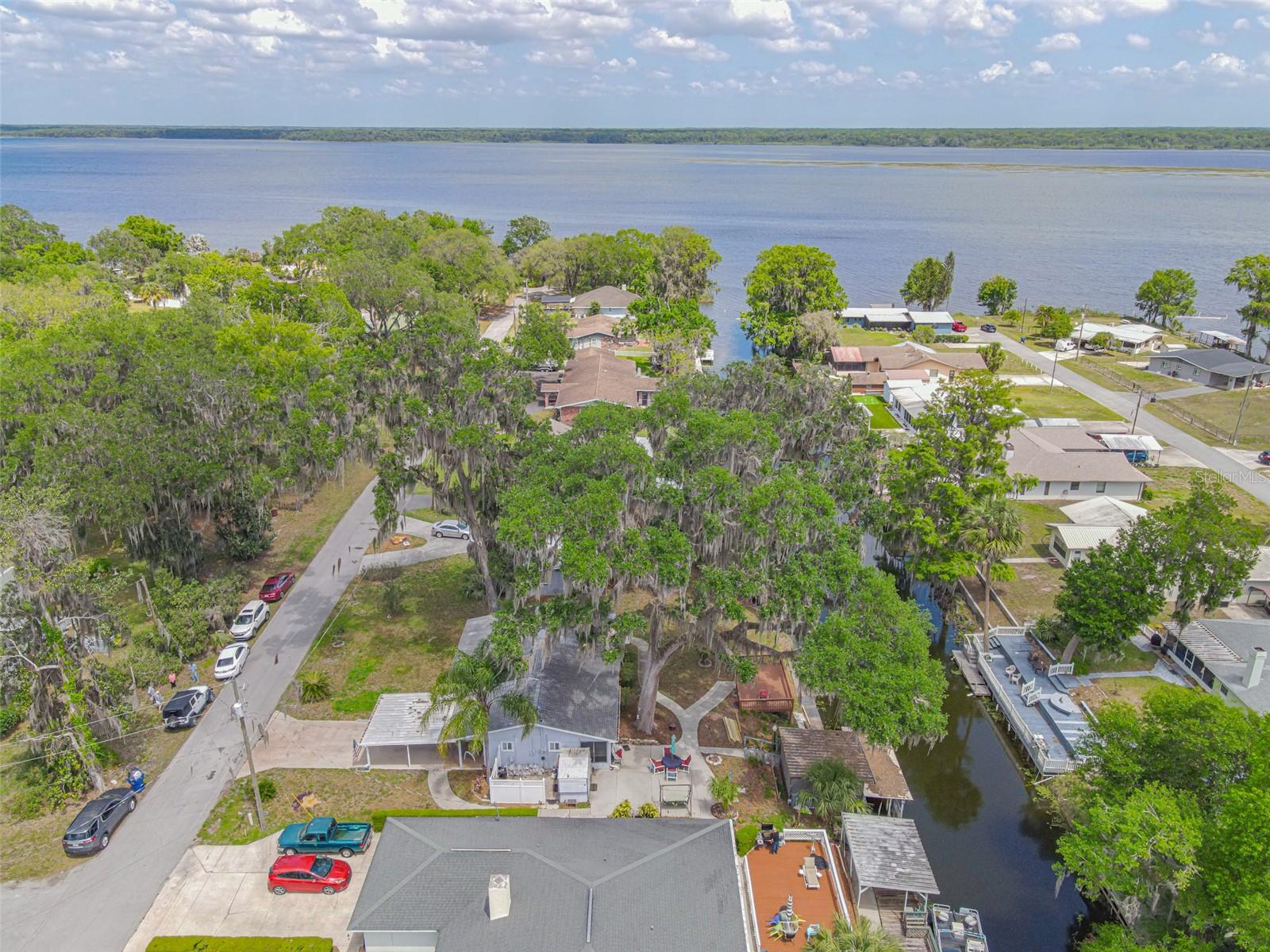 2529 CR 448, LAKE PANASOFFKEE, FL, 33538