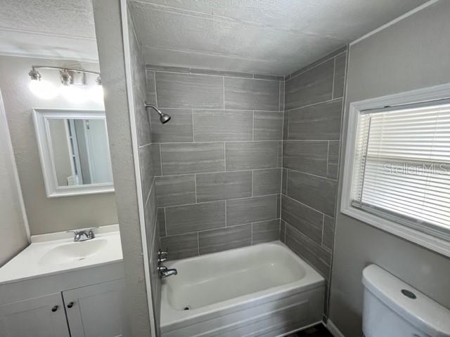 141 OLEANDER AVE, AUBURNDALE, FL, 33823