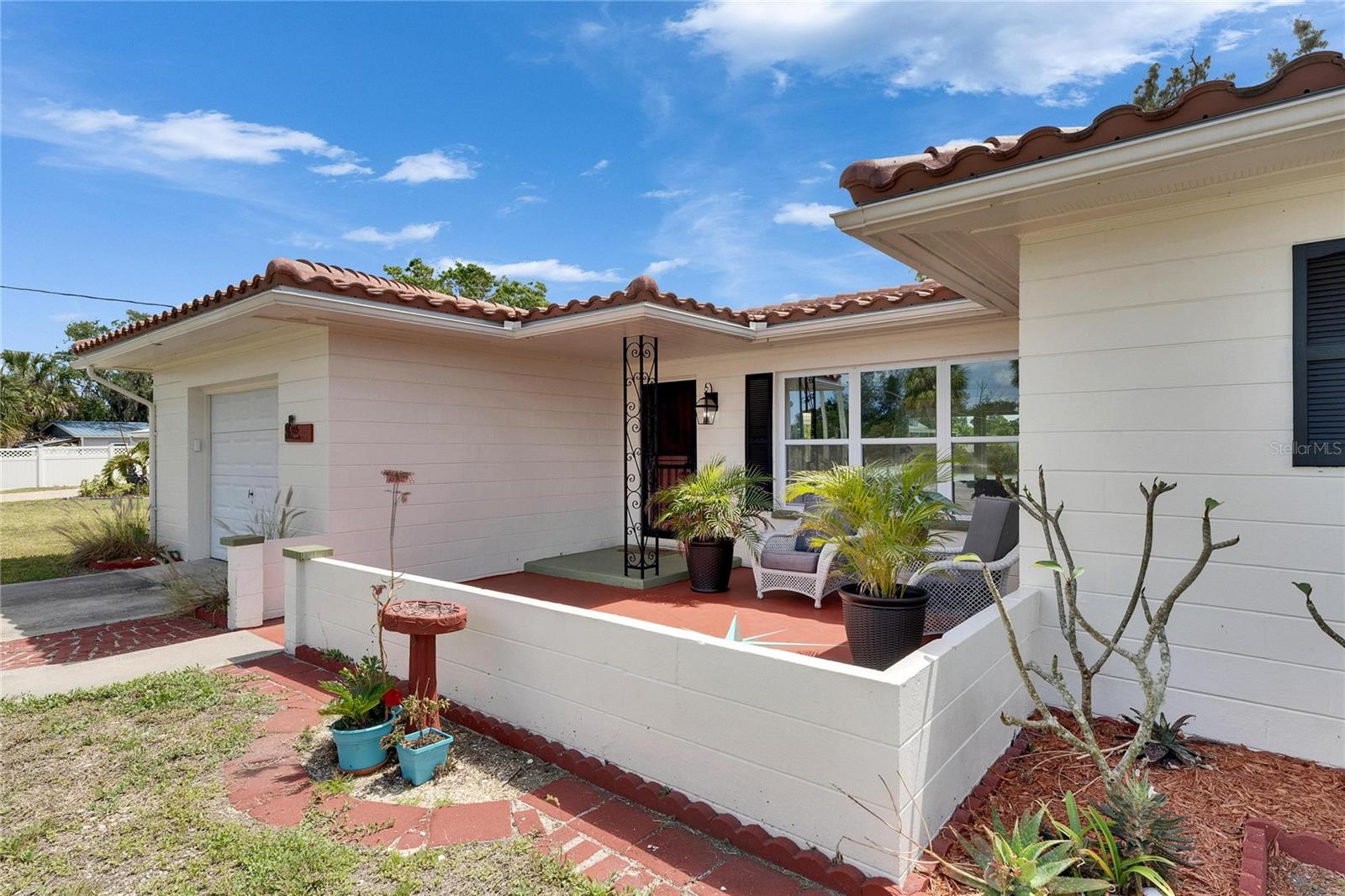 105 6TH ST NW, RUSKIN, FL, 33570