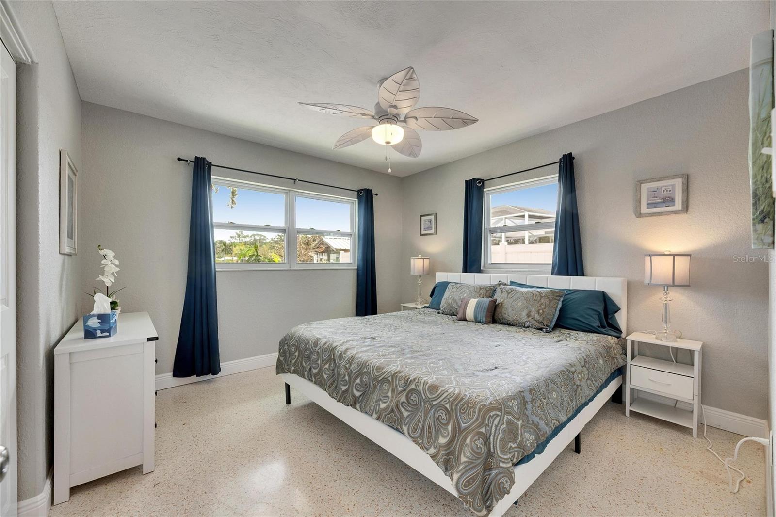 105 6TH ST NW, RUSKIN, FL, 33570