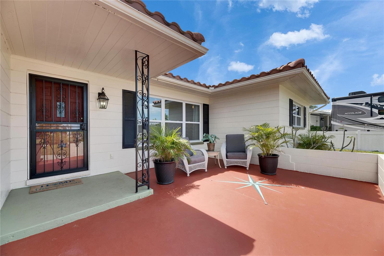 105 6TH ST NW, RUSKIN, FL, 33570