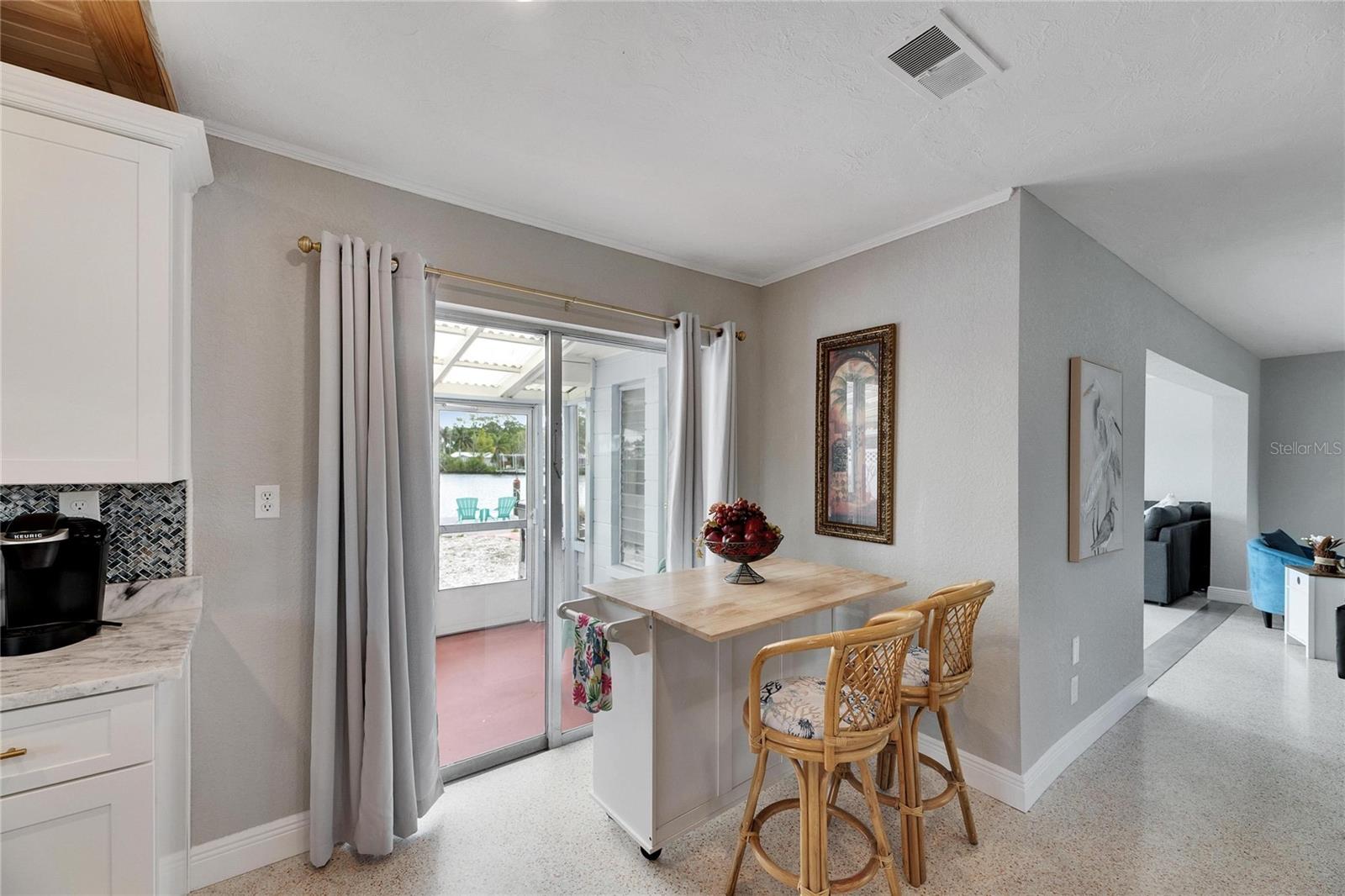 105 6TH ST NW, RUSKIN, FL, 33570