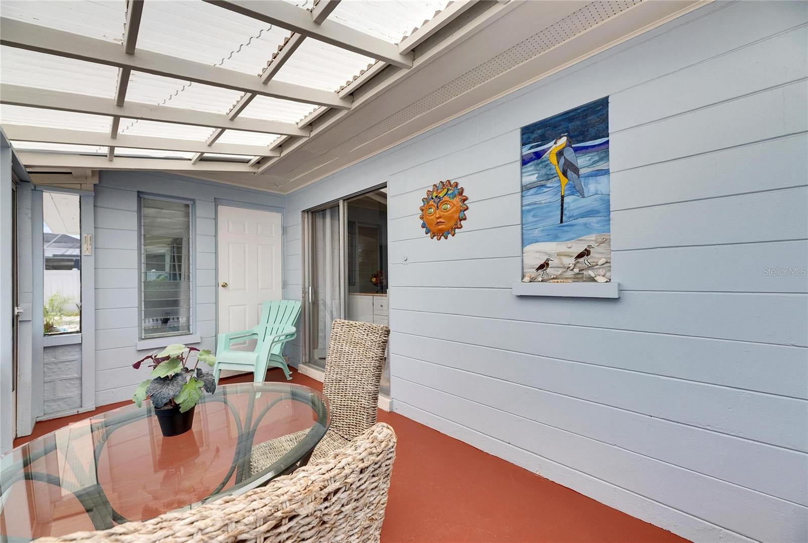 105 6TH ST NW, RUSKIN, FL, 33570